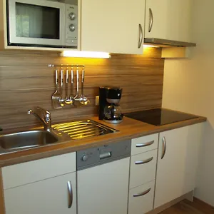 https://alpinea-appartements.ischgl-hotels.net